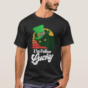 Feline Lucky Vintage St Patricks Day Funny Cat Dis T-Shirt