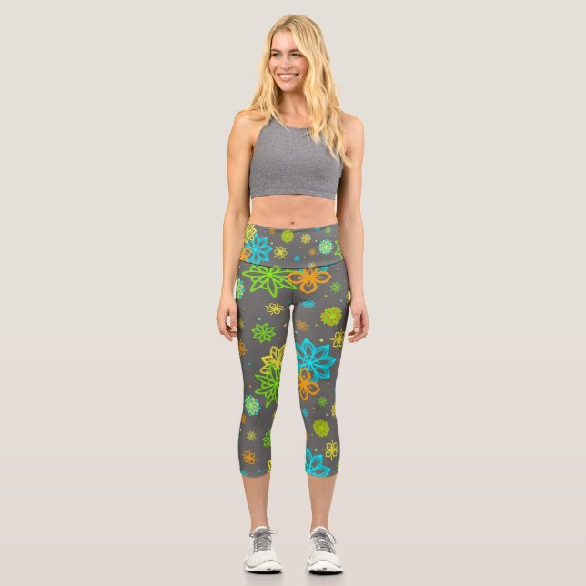 Felt Tip Flowers - Emmy Pattern Capri Leggings (Front)