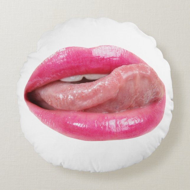Female lips round cushion (Front)