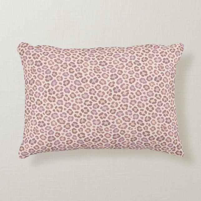 Feminine Leopard Pattern Decorative Cushion (Front)