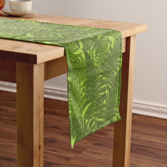Fern in green short table runner (In Situ)