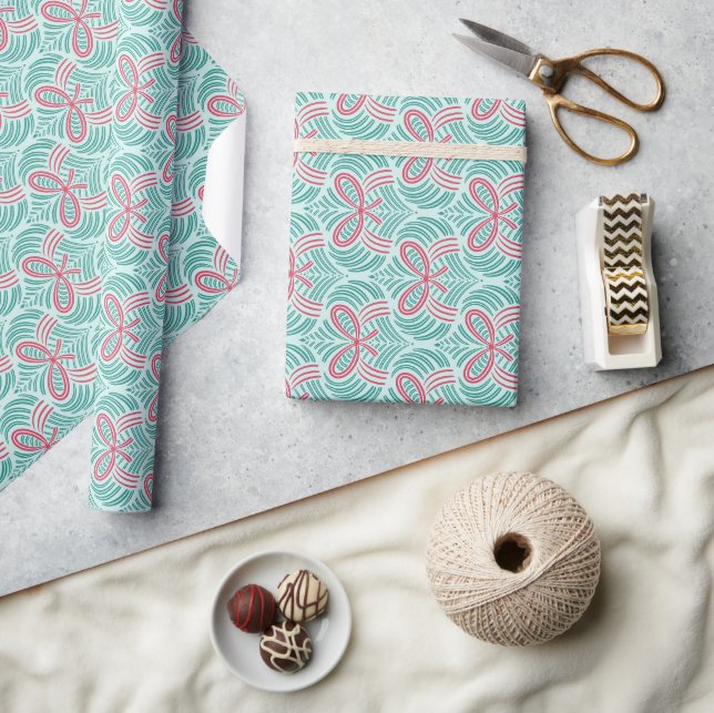 Festive Bow and Leaf Pattern Wrapping Paper (Crafts)