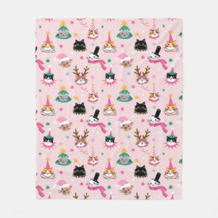 Festive Cat Faces in Holiday Hats Pattern Fleece Blanket