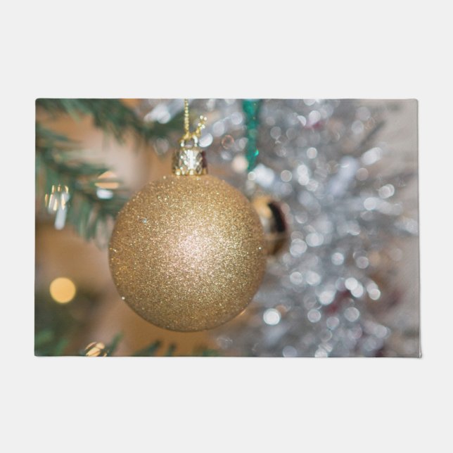Festive Christmas bauble Doormat (Front)