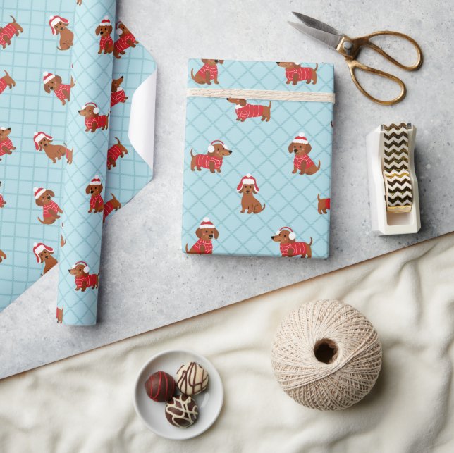 Festive Christmas Dachshund Wrapping Paper (Crafts)