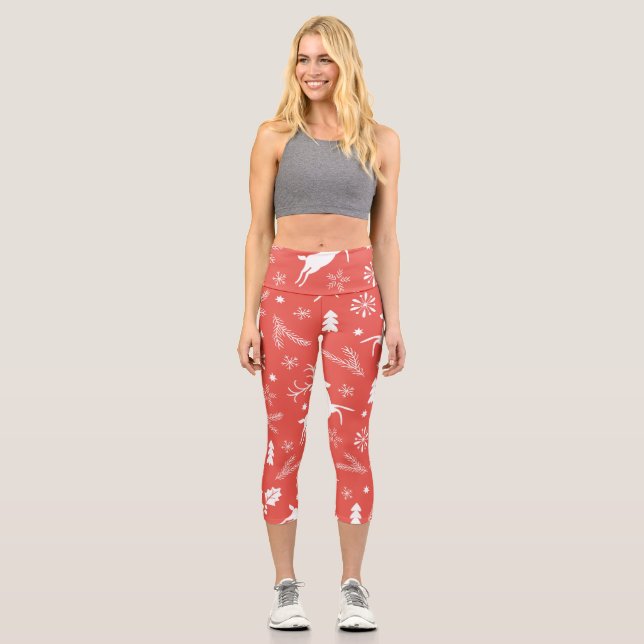Festive Christmas Seamless Pattern Capri Leggings (Front)