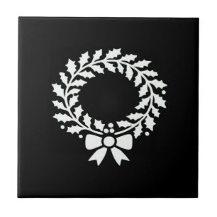 Festive Christmas wreath Classic Ceramic Tile