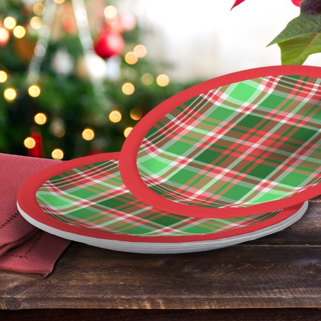 Festive Classic Red Green White Christmas Plaid  Paper Plate (Creator Uploaded)
