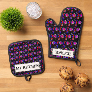 Fibonacci 'Fish Black' by Kenneth Yoncich Oven Mitt & Pot Holder Set