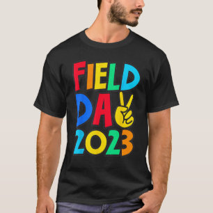Field Day 2023 Peace Sign School Trip Teacher Stud T-Shirt