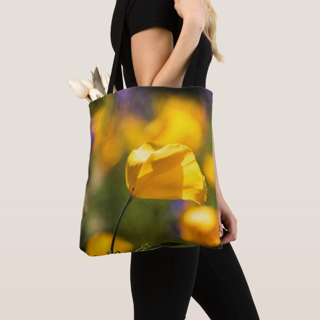Field of dancing poppies tote bag (Close Up)