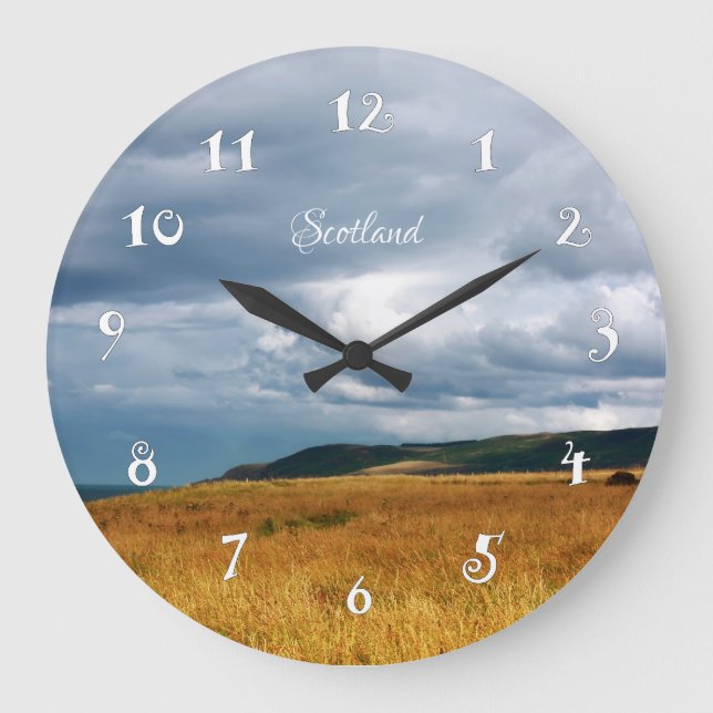 Fields of Scotland, beautiful wall clock (Front)