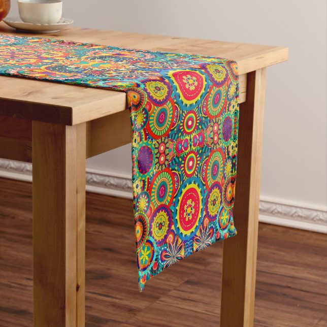 fiesta circles short table runner (In Situ)