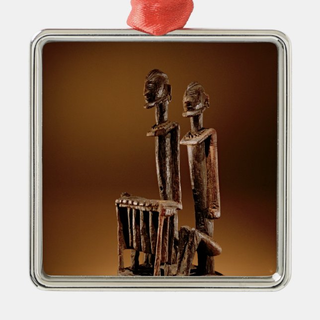 Figures with xylophone metal ornament (Front)