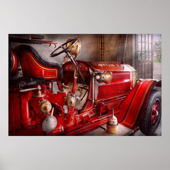 Fireman - Waiting for a call Poster (Front)