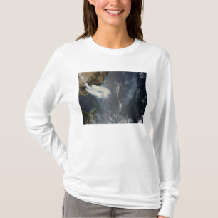 Fires and smoke in southeast Australia T-Shirt