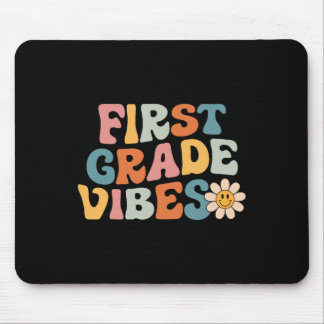 First Grade Vibes - 1st Grade Team Retro 1st Day O Mouse Pad