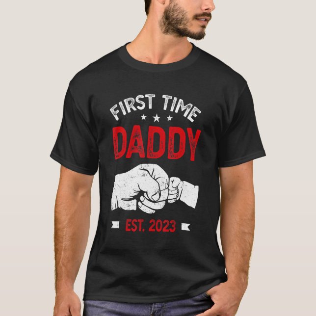 First Time Dad 2023 Father s Day Promoted Daddy Me T-Shirt (Front)