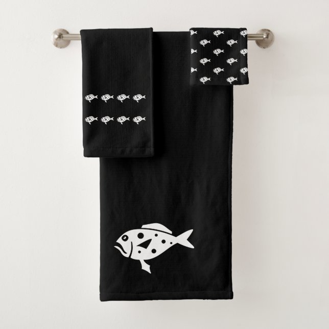 Fish Bath Black and white towel set (Insitu)