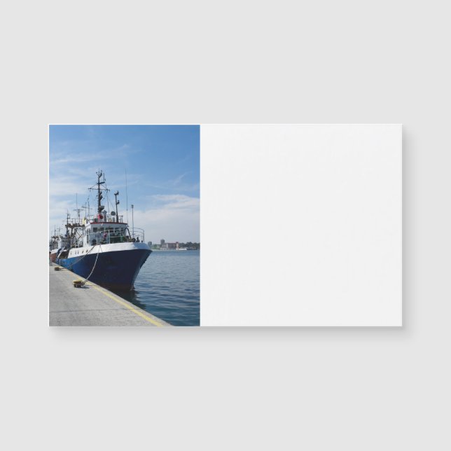 Fishing boat at mooring (Front)