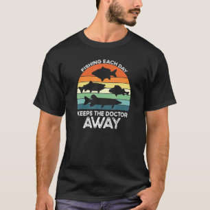 Fishing Each Day - The Carp Perch Trout And Musky T-Shirt