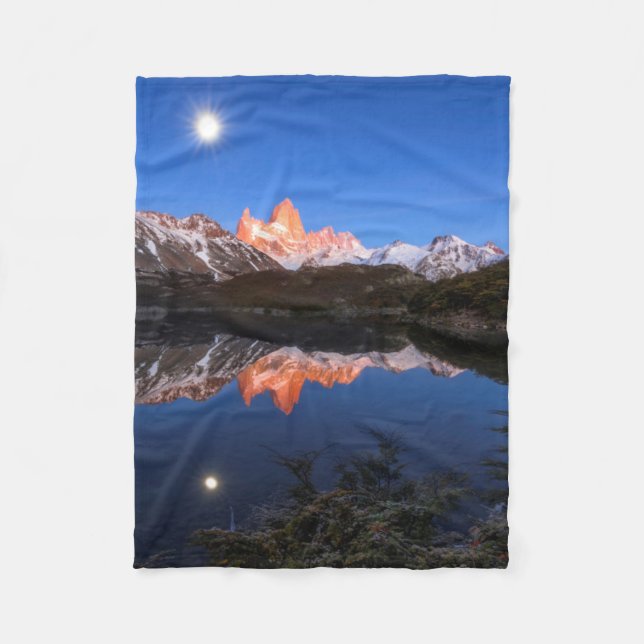 Fitz Roy'S Reflection Fleece Blanket (Front)
