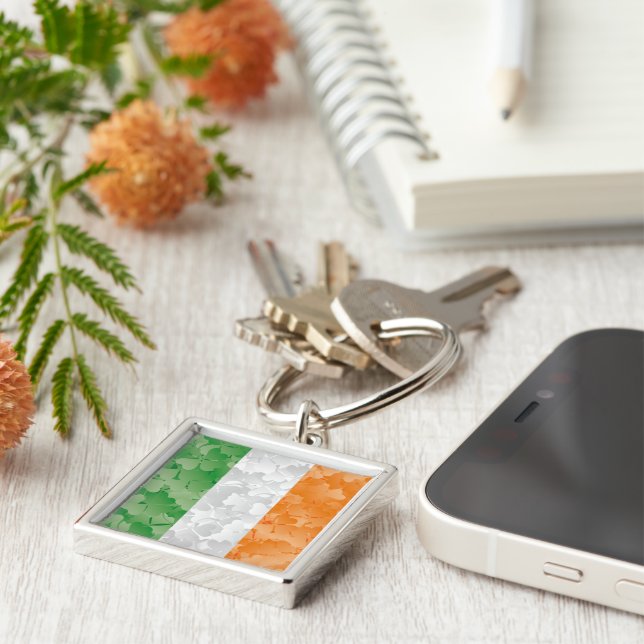 Flag of Ireland with shamrocks pattern Key Ring (Side)