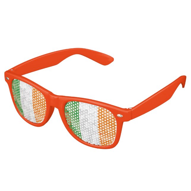 Flag of Ireland with shamrocks pattern Retro Sungl Retro Sunglasses (Angled)