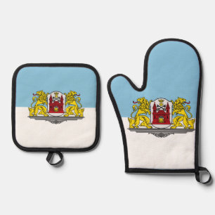Flag of Riga, Latvia Bib Oven Mitt & Pot Holder Set