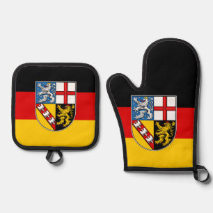 Flag of Saarland Baby Bib Oven Mitt & Pot Holder Set