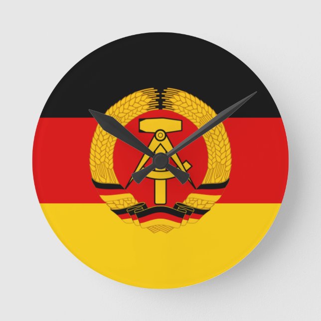 Flagge der DDR - Flag of the GDR (East Germany) Round Clock (Front)