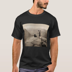 Flapper Girls Sunrise Khufu Pyramid, Egypt 1920 T-Shirt