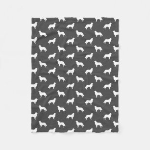 Flat Coated Retriever Dog Silhouettes Pattern Fleece Blanket