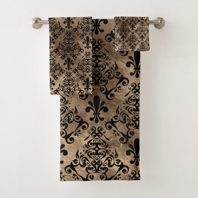 Fleur-de-lis pattern black on gold bath towel set (Insitu)