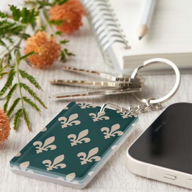 Fleur de Lis Pattern, Royal French Cream on Green Key Ring (Front Right)