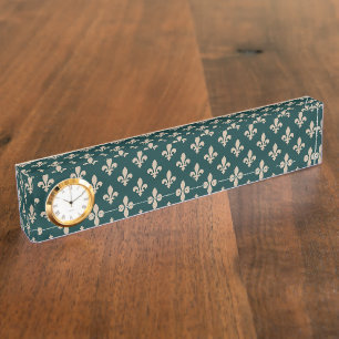 Fleur de Lis Pattern, Royal French Cream on Green Nameplate