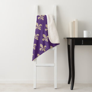 Fleur de Lis Pattern, Royal French Cream on Purple Sherpa Blanket