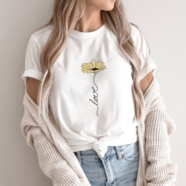 Fleur sauvage avec le mot Love - LOVE Wildflower T-Shirt (Creator Uploaded)