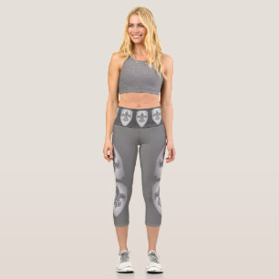 Fleur Shield Pattern Women’s High Waist Capri .. Leggings