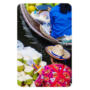 Floating Market in Bangkok Magnet