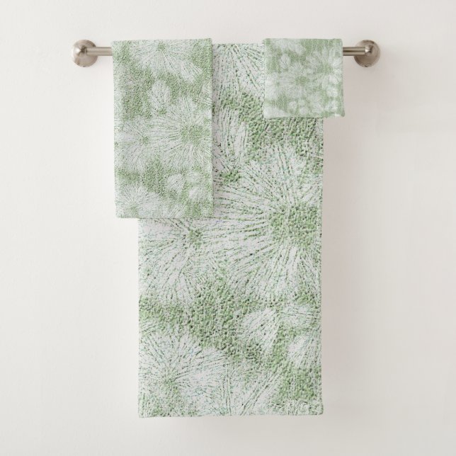 Floral Daisy Velvety LIme Green Bath Towel Set (Insitu)