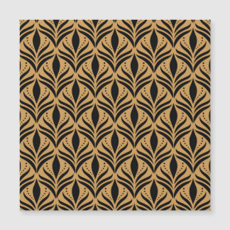 Floral Damask: Elegant Vintage