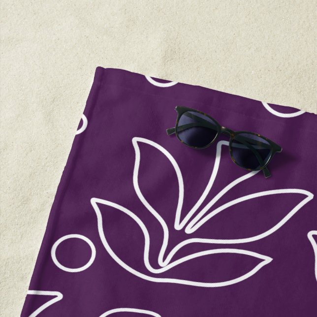 Floral Design 33 Beach Towel (In Situ)