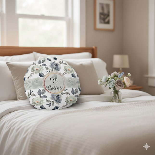 Floral Elegance: A Stunning Watercolor Pattern  Round Cushion (Floral Watercolor Elegance Round Pillow)