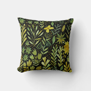Floral Elegance: Vintage Watercolor Pattern Cushion