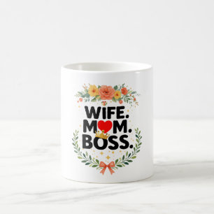 Floral Motherhood Queen Heart – Elegant Botanical Coffee Mug