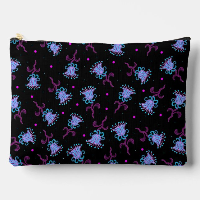Floral pattern accessory pouch (Front)