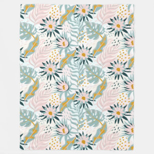 Floral pattern fleece blanket
