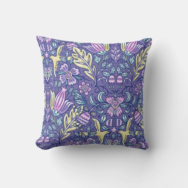 Floral pattern illustration cushion (Front)
