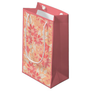 Floral pattern in fashionable peach shades small gift bag